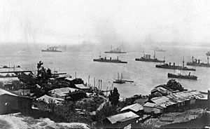 Archivo:Ostasiengeschwader Graf Spee in Chile