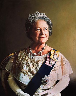 Archivo:Queen Elizabeth the Queen Mother portrait