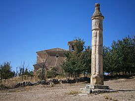 Rollo e Iglesia de San Vitores 2.jpg