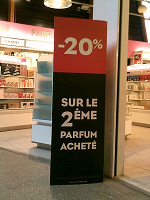 Archivo:Shop placard showing 20% reduction