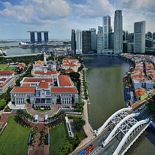 Singapore River where it all begins.jpg