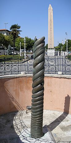 Archivo:Snake column Hippodrome Constantinople 2007
