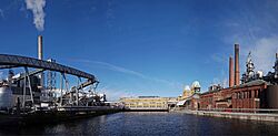 Varkaus factory - canal.jpg