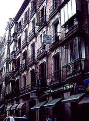 Archivo:Calle Atocha