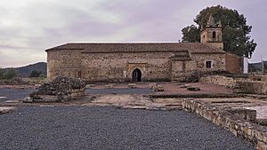 Archivo:Ermita de San Mamés. Fachada septentrional