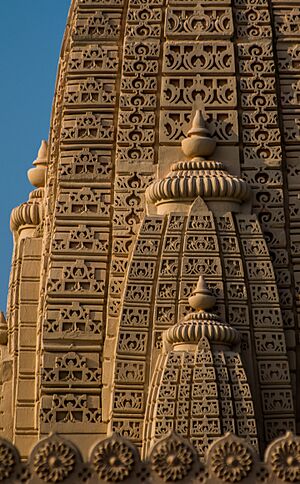 Archivo:Hindu temple gaborone01