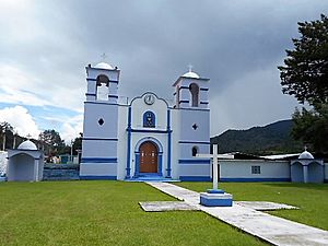 Archivo:Iglesia de San Juan Evangelista en 2017