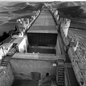 Archivo:Museo del Vino de Peñafiel (Valladolid)