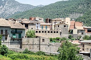Archivo:Orgañá (Lérida). Vista desde el sur