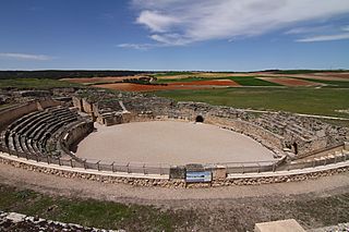 Segóbriga, anfiteatro, vista general.jpg