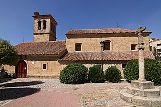 Villamayor, Iglesia de San Miguel Arcángel.jpg