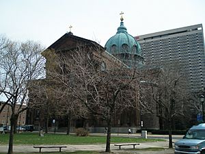 Archivo:Cathedral Basilica of Sts. Peter and Paul