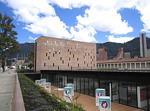 Archivo:Centro de Memoria Histórica - Bogotá