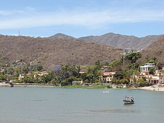 Archivo:Chapala