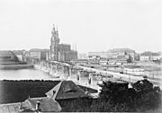 Archivo:Dresden Augustusbrücke 1865