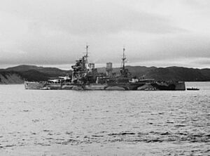 Archivo:HMS Prince of Wales (53) in Placentia Bay, Newfoundland, in August 1941 (NH 67194-A)
