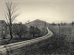 Archivo:Hill-cumorah-crop