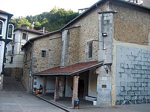 Archivo:Iglesia de San Nicolás de Bari (Elantxobe) 2