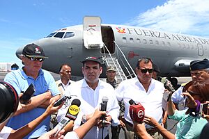 Archivo:PRESIDENTE DEL CONSEJO DE MINISTROS FERNANDO ZAVALA SOBREVOLÓ ZONAS AFECTADAS POR LLUVIAS EN LA LIBERTAD (33337730072)