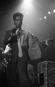 Archivo:Prince Brussels 1986