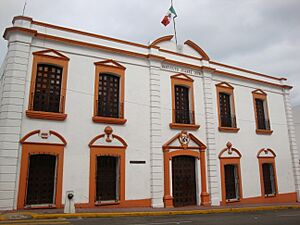 Archivo:Villahermosa Antiguo Instituto Juárez