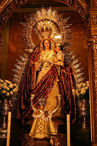Virgen del Rosario - Basílica de La Macarena - Seville.JPG