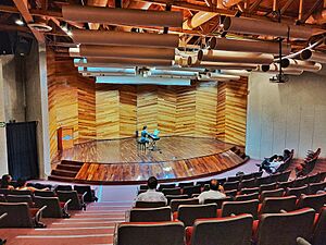 Archivo:Auditorio Central del Centro Cultural Jaime Sabines
