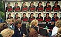 Bundesarchiv B 145 Bild-F079012-0026, Berlin, Michael Jackson-Konzert, Wartende
