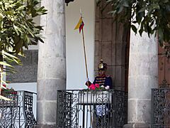 Archivo:Centro Histórico Quito Ecuador 928