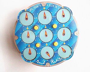 Archivo:Combination Puzzle Rubik's Clock