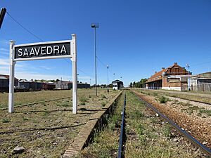 Archivo:Estación de trenes Saavedra 