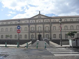 Fachada del Museo de la Naturaleza y el Hombre, Santa Cruz de Tenerife.JPG