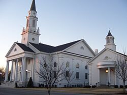 First Baptist Church Opelika Alabama (2).jpg