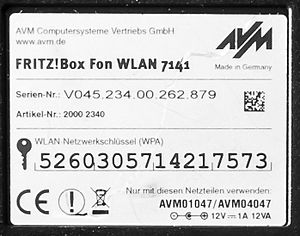 Archivo:Fritz!Box Fon WLAN 7141 - Typenschild-3743