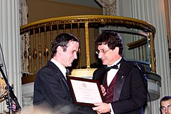 Archivo:Giorgi Latsabidze at the Dickens Dinner