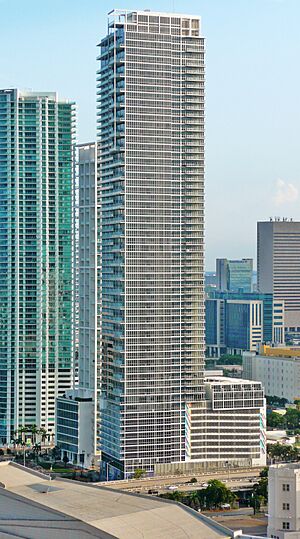 Archivo:Marquis Miami 20100526