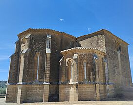 San Miguel de Foces. Exterior del ábside.jpg