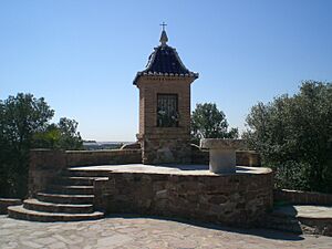 Archivo:Shrine montaña Cabeçol