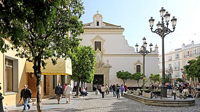Archivo:Spain - Cadiz, Plaza San Francisco - panoramio