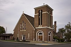 St Peter Claver Catholic Church in Wapato, WA.jpg