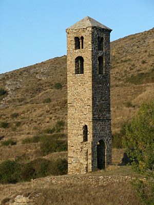 Archivo:Torre de San Miguel, en Yanguas