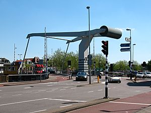 Archivo:Verfrollerbrug in Haarlem 001