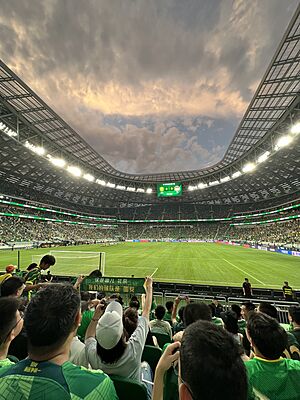 Archivo:Workers' Stadium in Beijing ahead of the 4 August 2023 Beijing Guoan match against Henan