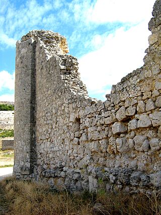 090920 1217 6301 SLL Curiel Muralla V T91.jpg