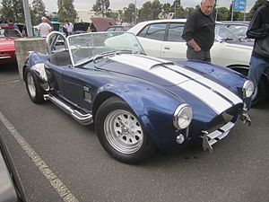 Archivo:1966 AC Cobra 427 MkIII