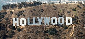 Archivo:Aerial Hollywood Sign