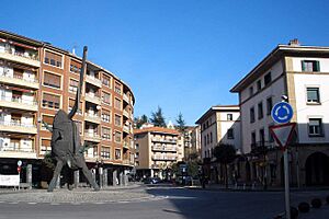 Archivo:Amorebieta-Echano 01