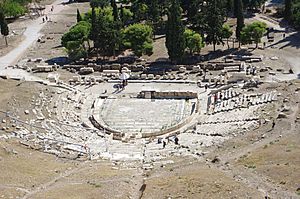 Archivo:Athen Theatre of Dionysus BW 2017-10-09 14-29-49