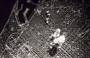 Archivo:Barcelona bombing (1938)