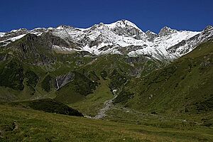 Archivo:Calfeisental sardona